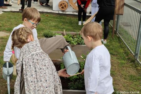 Čarobne zgodbe slovenskih vasi  (68)